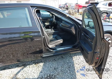 2014 BMW Alpina B7 xDrive z USA, uszkodzony, nr VIN WBAYF8C57ED141832